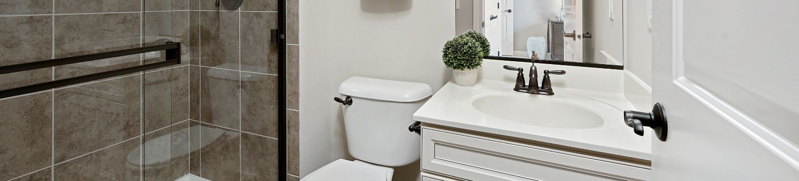 Bathroom Remodeling Ideas for Small Spaces: Maximize Your Square Footage